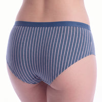 369053