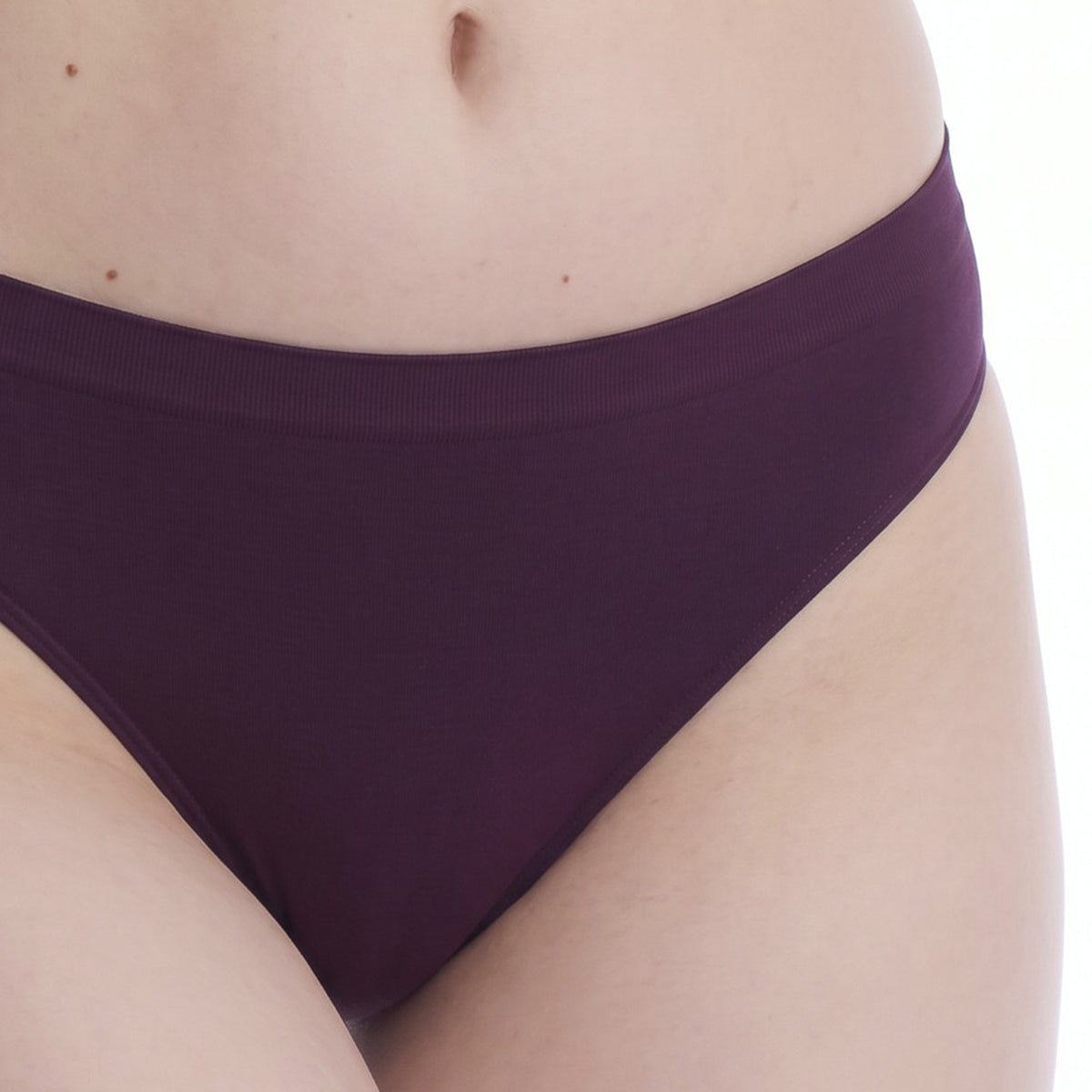370488